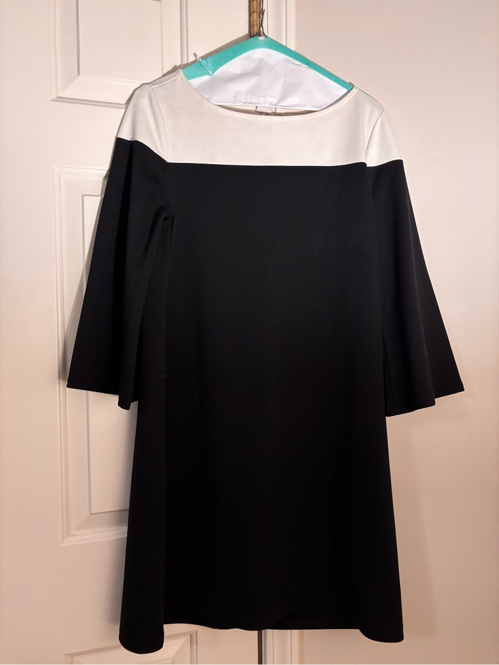 GAP Black Dress with White Yoke 3/4 Long Sleeve Shift